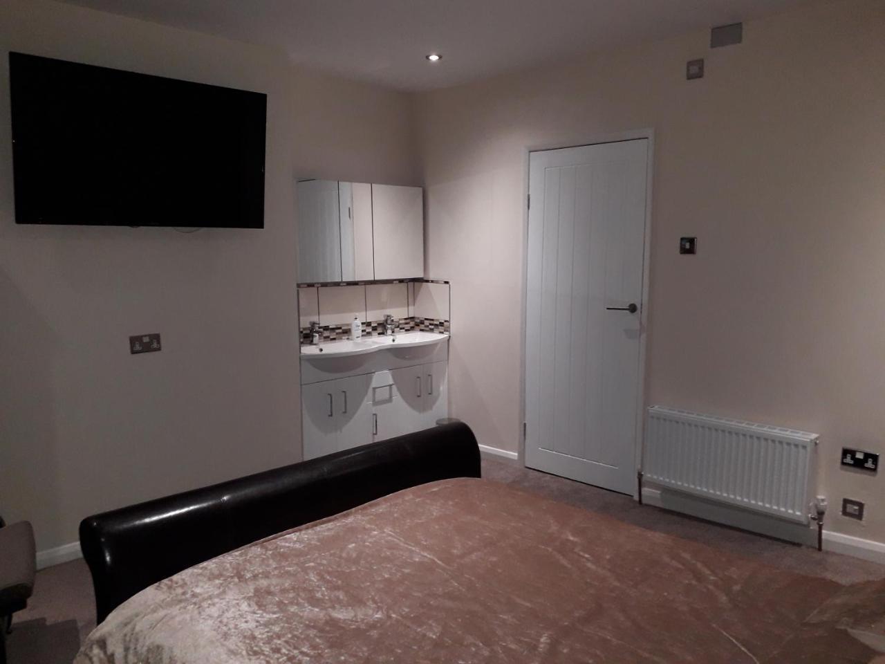 The Inn Guest House Newton Derbyshire Tibshelf Экстерьер фото